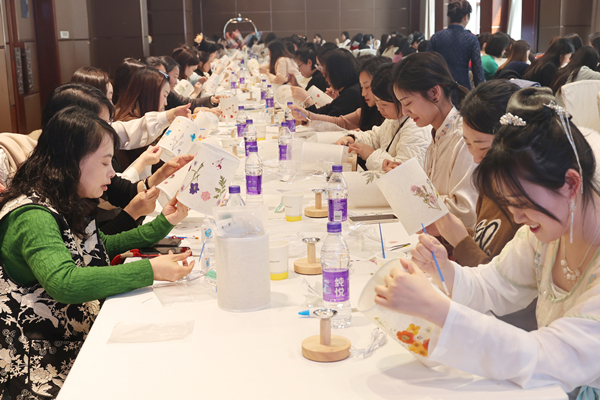 弘揚(yáng)傳統(tǒng)美德 講好家風(fēng)故事—— 公司成功舉辦慶?！叭恕眹H勞動(dòng)?jì)D女節(jié)主題活動(dòng)