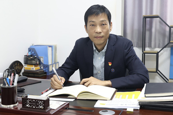 1740628453835752.jpg 曹國勝_副本.jpg